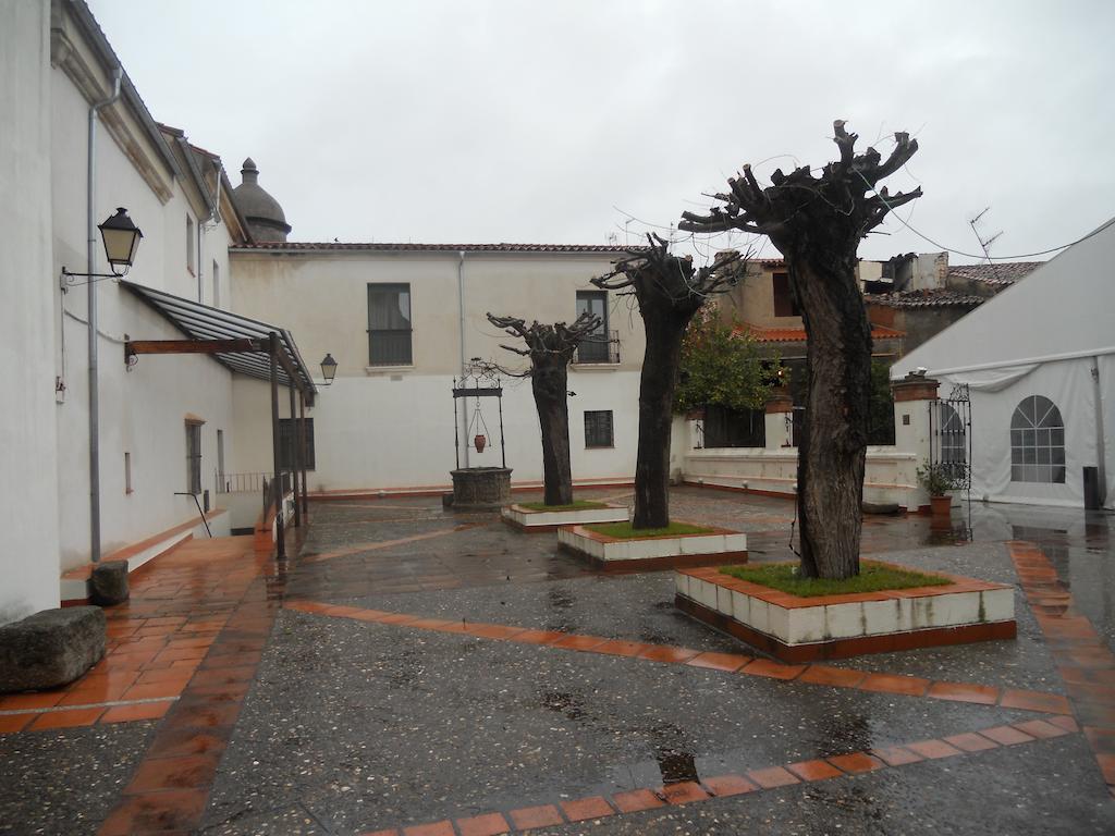 Sumaiya El Palacio Coria Exterior foto