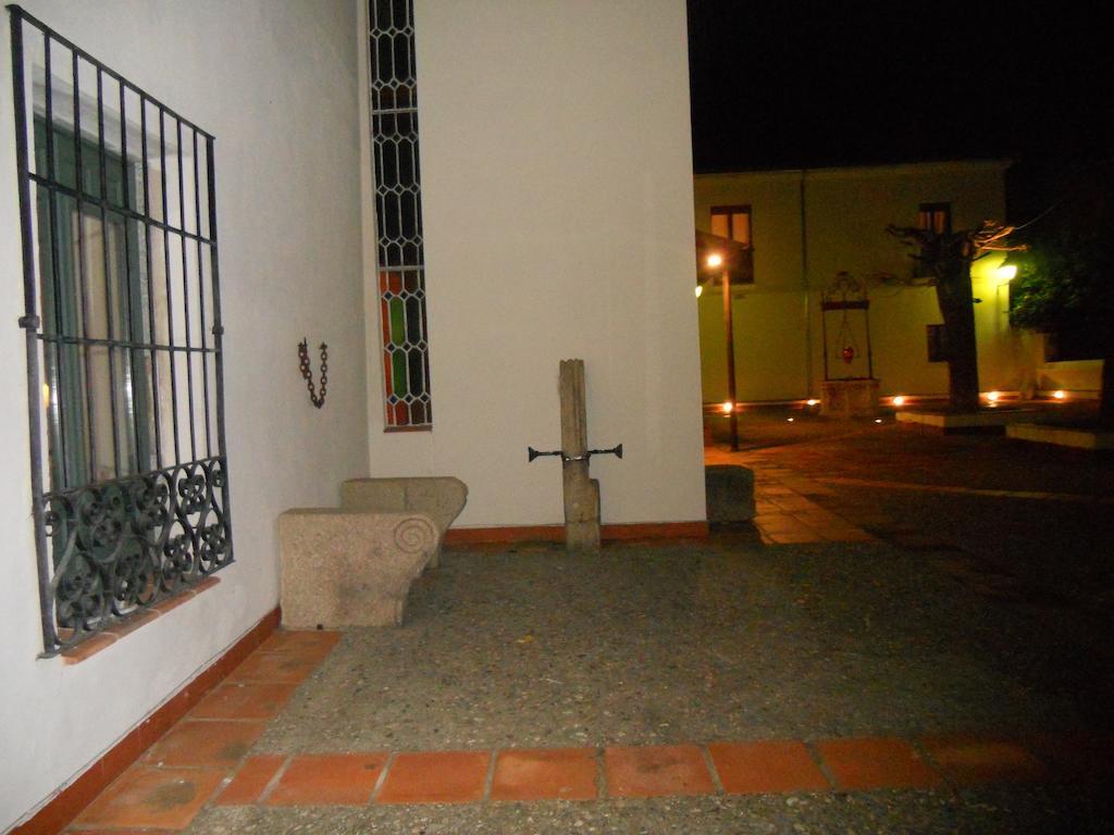 Sumaiya El Palacio Coria Exterior foto